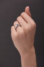 Кольцо Crystal Round с черной шпинелью