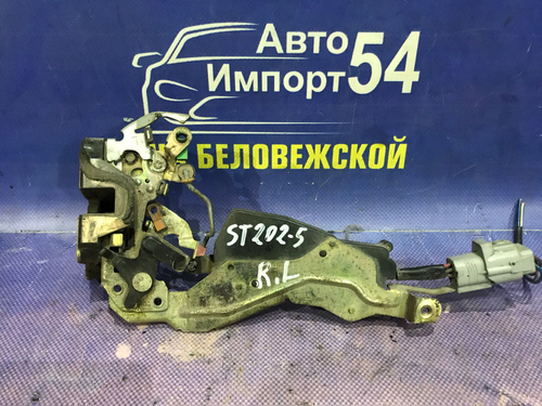 Замок двери задней левой TOYOTA CARINA ED 1994