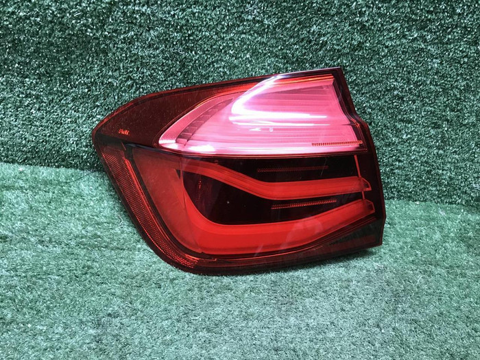 Фонарь левый внешний BMW 3er F30 (2015-2020) LED