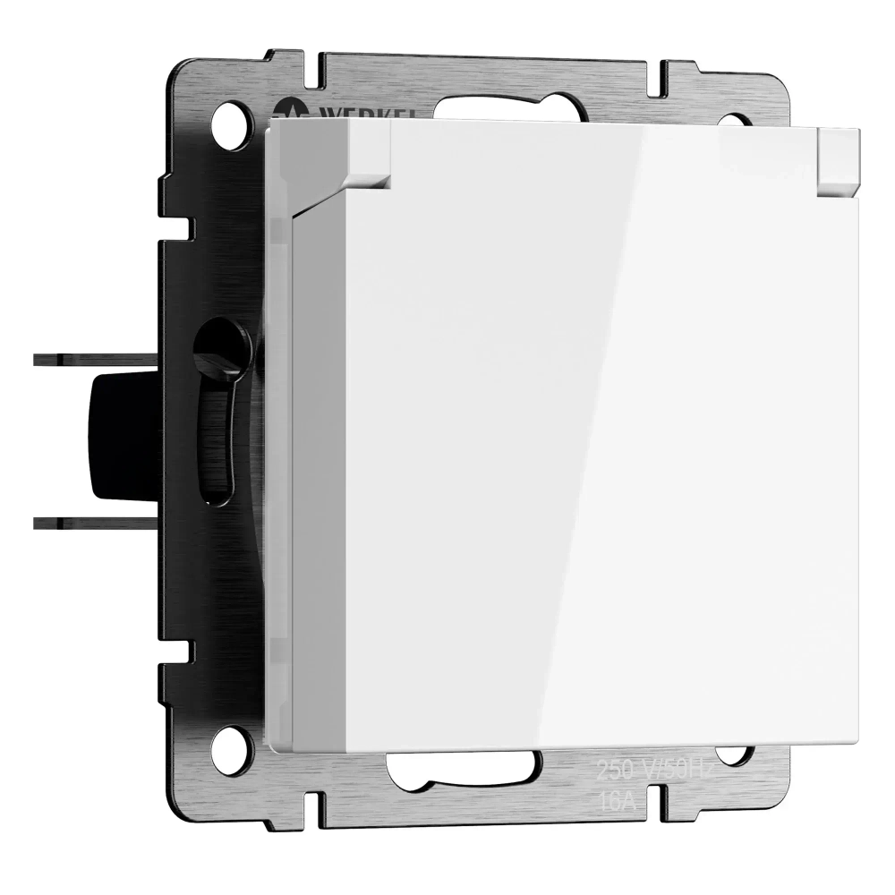 Розетка влагозащищенная с заземлением с защитной крышкой и шторками IP44 (белая) W1171201