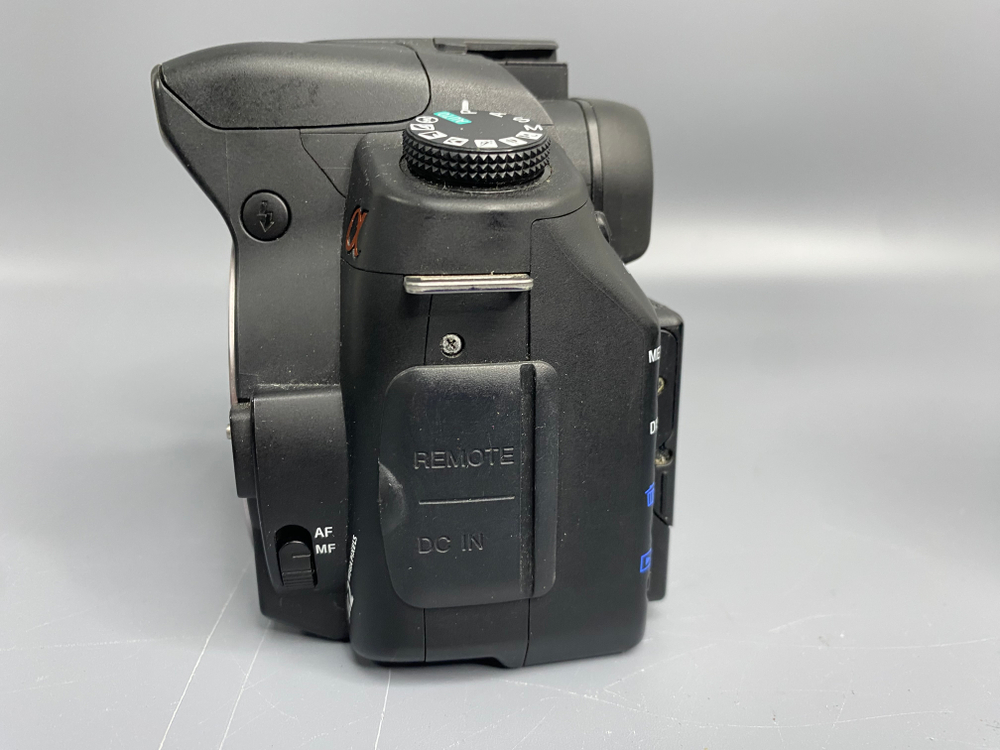 Sony A300 Kit 18-70mm 3.5-5.6