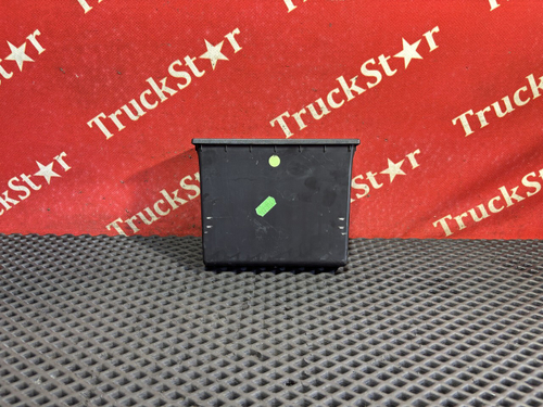 Карман панели приборов 2019 год.