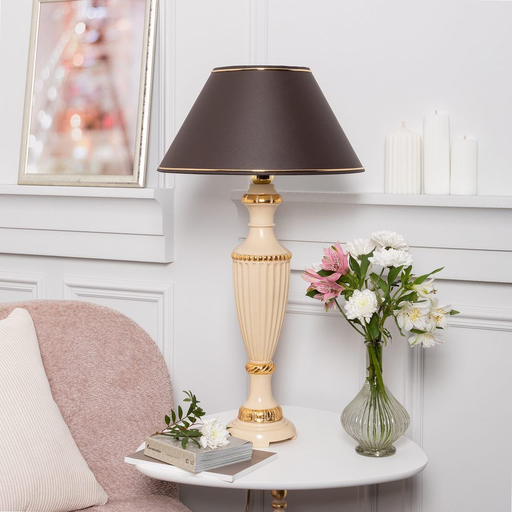 Настольная лампа Ваза Ребристая Айвори с абажуром №38 Мокко