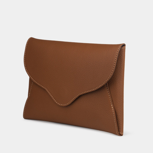 Сумка-клатч Florette из кожи теленка, цвета карамель