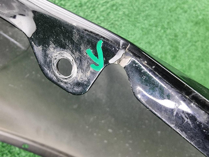 Крыло переднее левое Porsche Taycan (2019-н.в.)