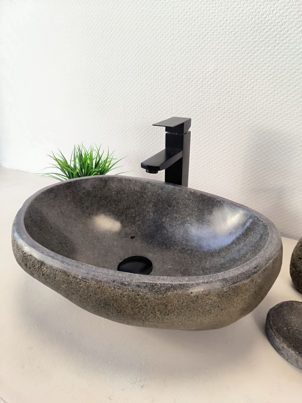 Раковина из речного камня RS-65981 49х34х15 из натурального камня