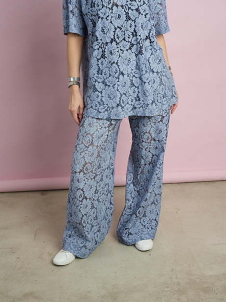 Брюки "На кружевном" в голубом