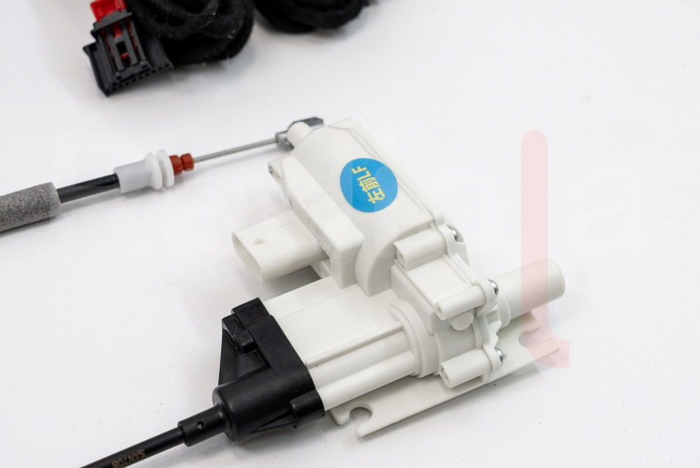 Автоматические доводчики на 4 двери для Audi 2019+ - Radiola RDL-SAN-Z01