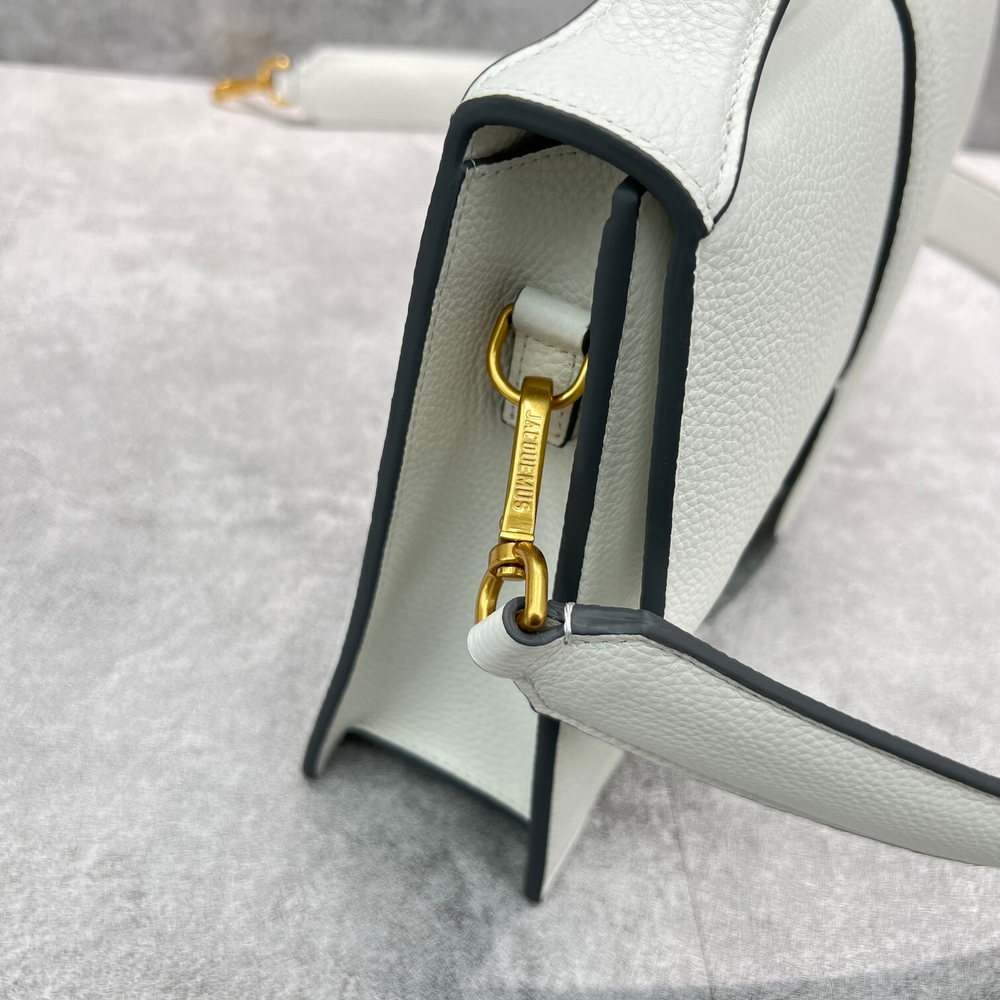 Jacquemus Le Bambinou 34 cm