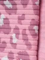 Розовый костюм для девочки на весну