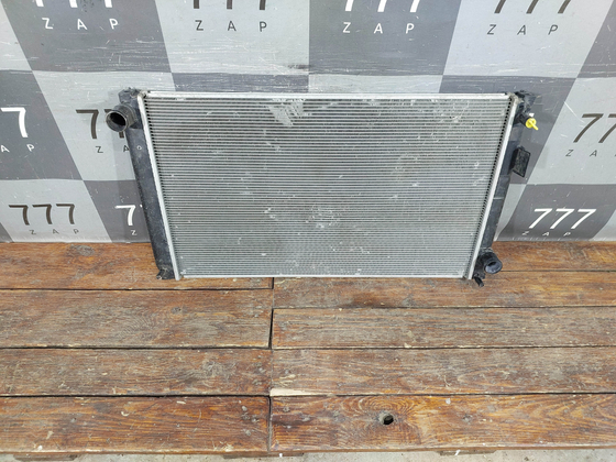 Радиатор двигателя Toyota RAV4 IV (XA40) 15-19 Б/У Оригинал 1640036080