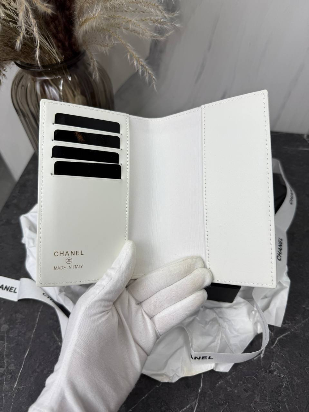 Обложка Chanel