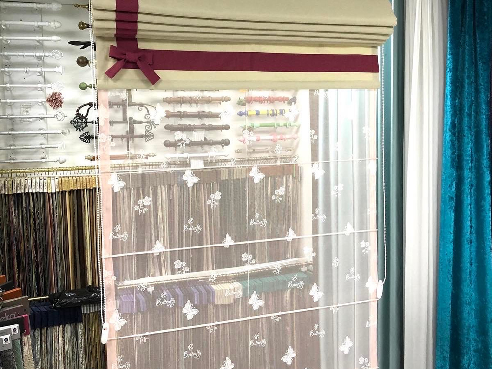 Римская штора День-Ночь из тканей Megara 6699 col 4 и 20 и El Desing 16881 col 14870