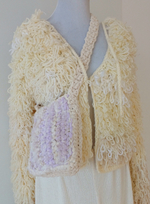 Сумка кроссбоди через плечо вязаная