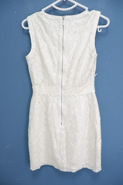 Платье H&M с кружевом 40 размер