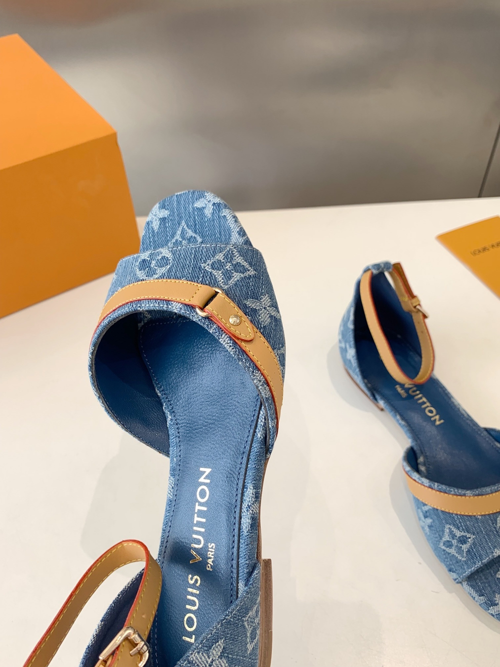 Louis Vuitton Neo Revival Flat
