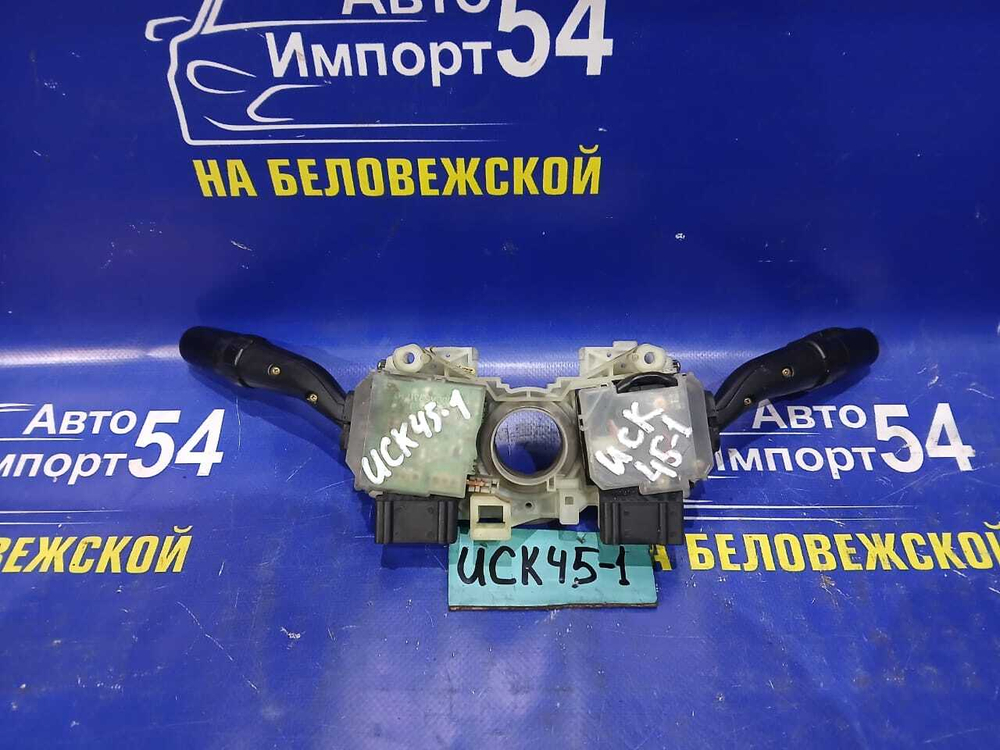 Переключатель подрулевой TOYOTA SEQUOIA 2000