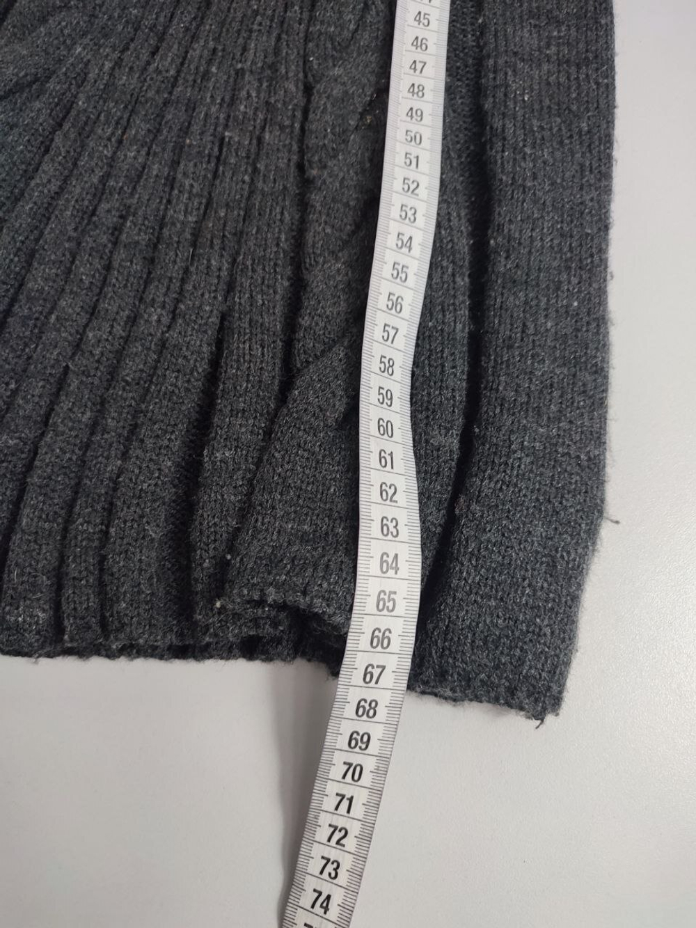 Платье вязаное на 6-7 лет