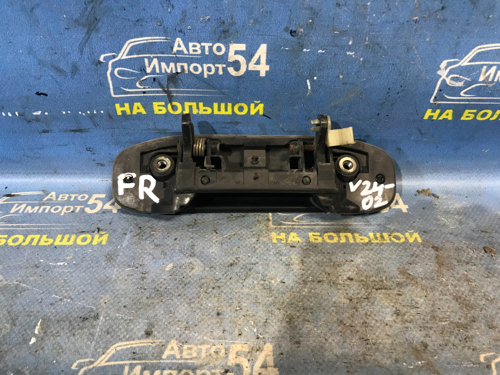 Ручка двери передней правой внешняя MITSUBISHI PAJERO 1994