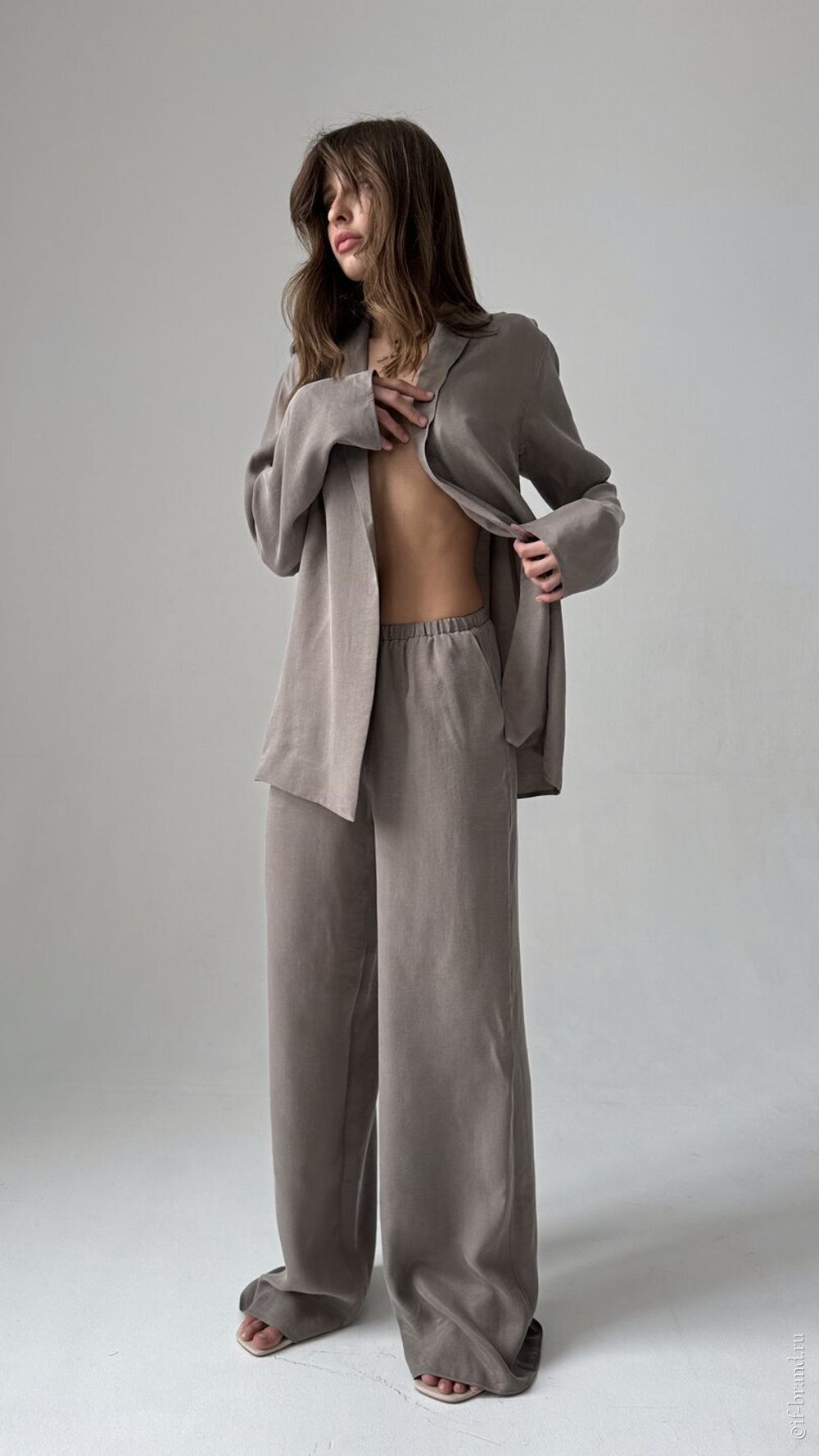 костюм CLIDE mokko