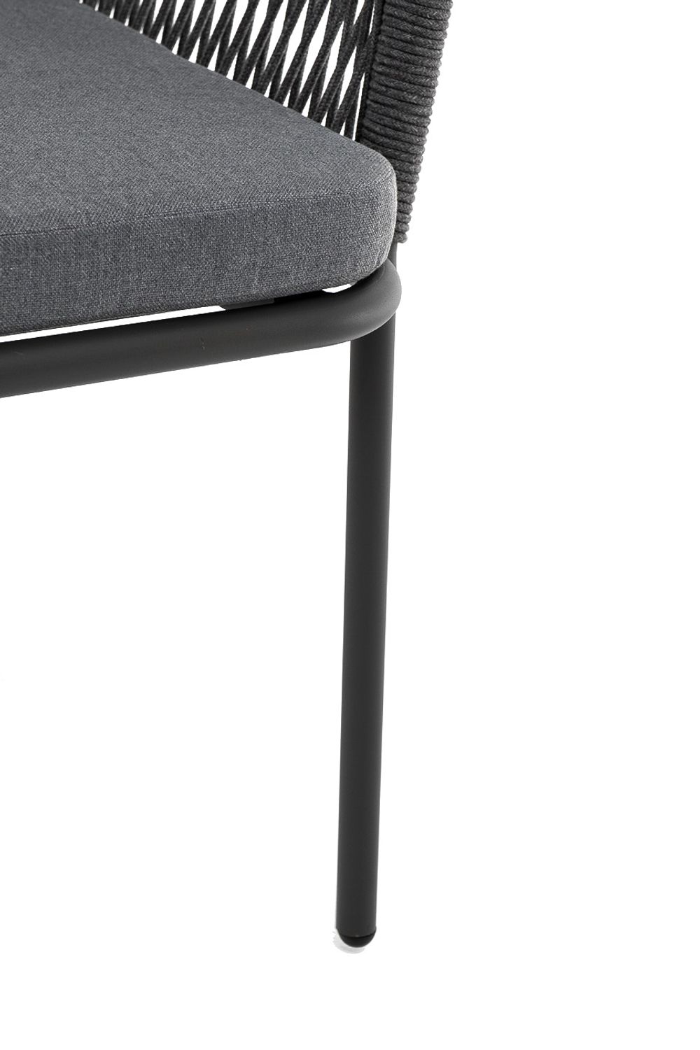 "Лион" стул плетеный из роупа, каркас алюминий серый (RAL7022) муар, роуп серый круглый, ткань серая 017