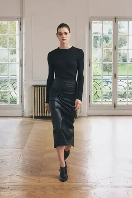ZARA ФУТБОЛКА ИЗ МЯГКОЙ ТКАНИ В РУБЧИК, ЧЕРНЫЙ