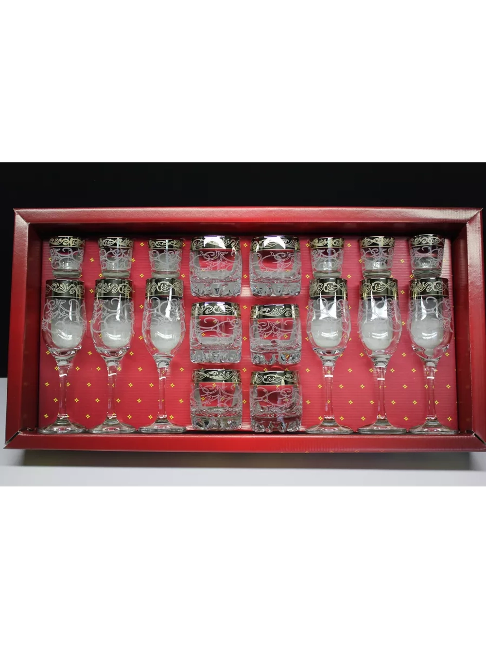 Подарочный набор бокалов