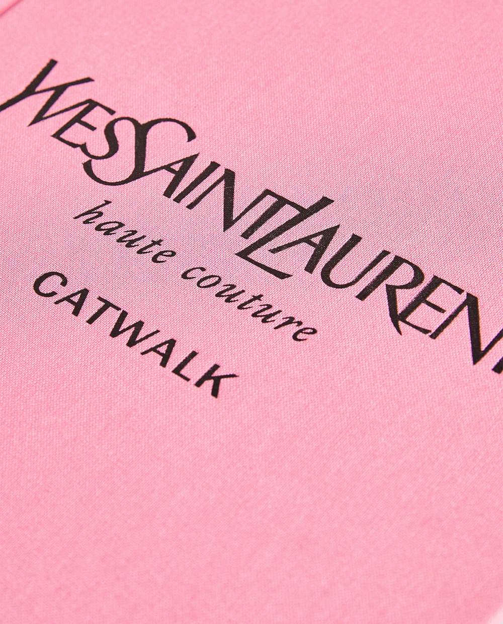Yves Saint Laurent Catwalk. Полная коллекция подиумных образов (на английском языке)