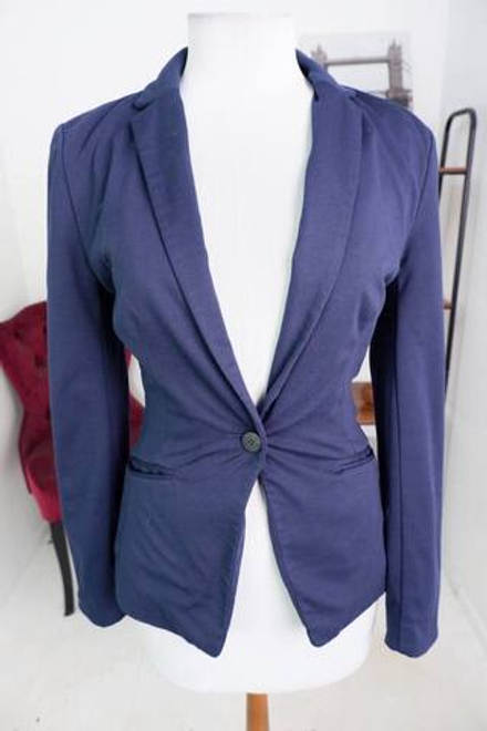 Жакет H&M трикотажный, маркировка 36, визуально на 42 размер