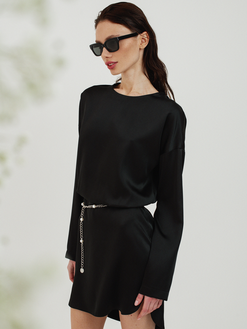 Платье мини с фигурным низом