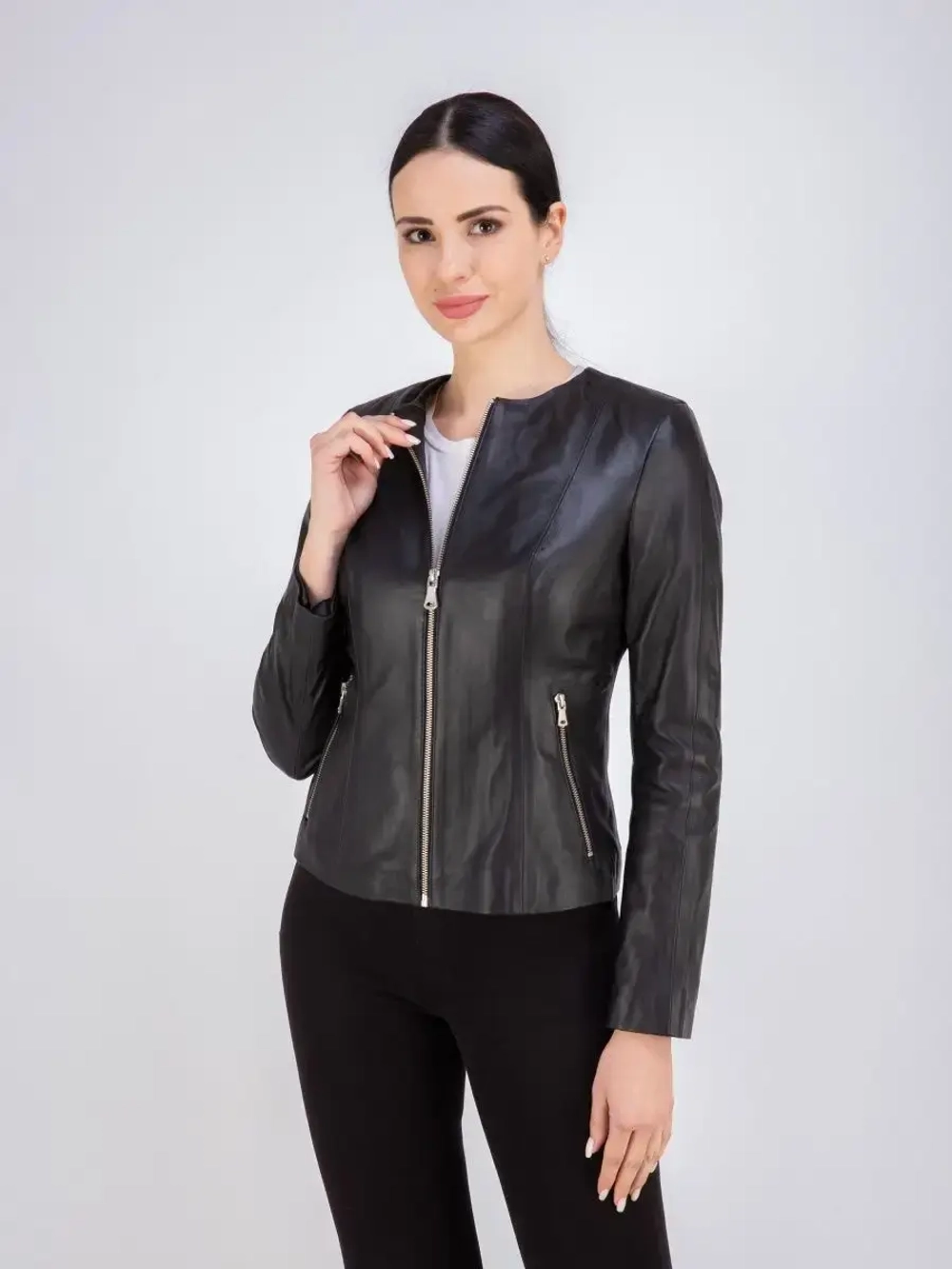 Кожаная куртка демисезонная на молнии