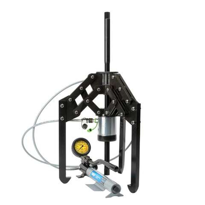 Hydraulically-assisted heavy duty jaw puller with Hydraulic pump with large oil container TMHP 30/170