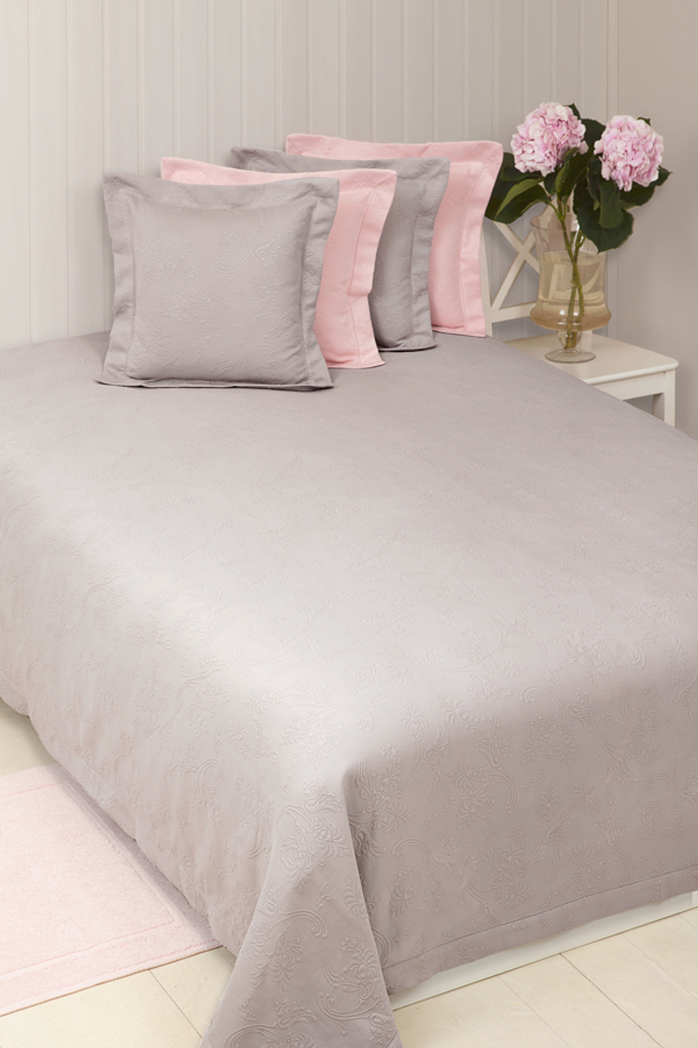 Элитное покрывало Country с мережкой умбра от Luxberry Португалия