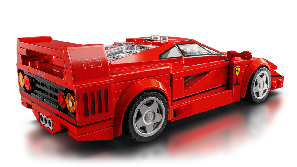 LEGO Speed Champions 76934 «Суперкар Ferrari F40» — культовая модель коллекции