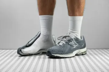 Купить кроссовки New Balance 1906 в Krosale.ru
