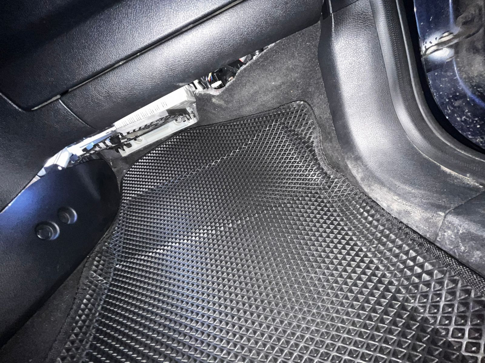 Коврики Eva с 3D бортами на Ford C-Max (Передний ряд)