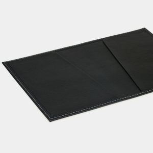 Обложка для паспорта из натуральной кожи теленка, черного цвета