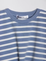 Голубой костюм для девочки на лето в полоску