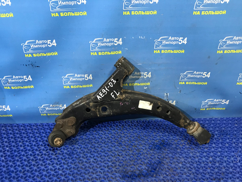 Рычаг передний левый TOYOTA SPRINTER 1990