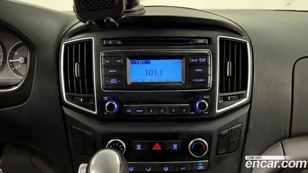 Hyundai The New Grand Starex Van 3-х местный (03.2021)