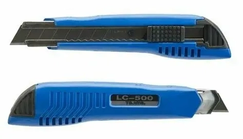 Нож TAJIMA LC-500, 18 мм с автофиксацией лезвия, 3 лезвия в наборе (цвет в ассортименте)