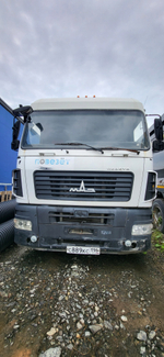 МАЗ 5440 4x2 Седельный тягач 5440В9-1420-031 (Дизельный, 11,1 л, 410 л.с., МТ)