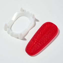 BEBETO VAMPIRE TEETH