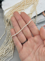 Натуральный барочный жемчуг рис супермелкий 2-3 мм, кремовый, нить 35 см