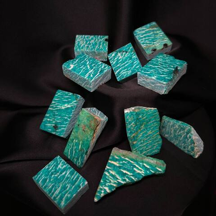 Амазонит (небольшой спил)