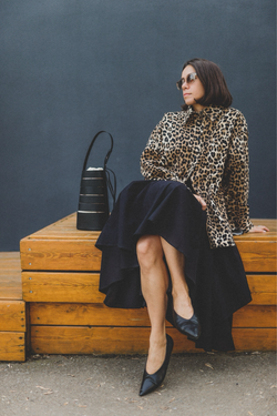 Юбка асимметричная двухслойная из черного батиста