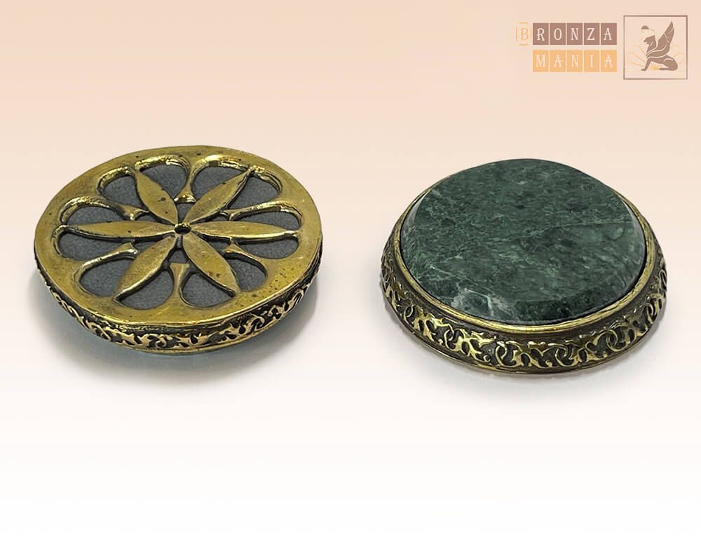подставка круглая из змеевика и бронзы D54, H13