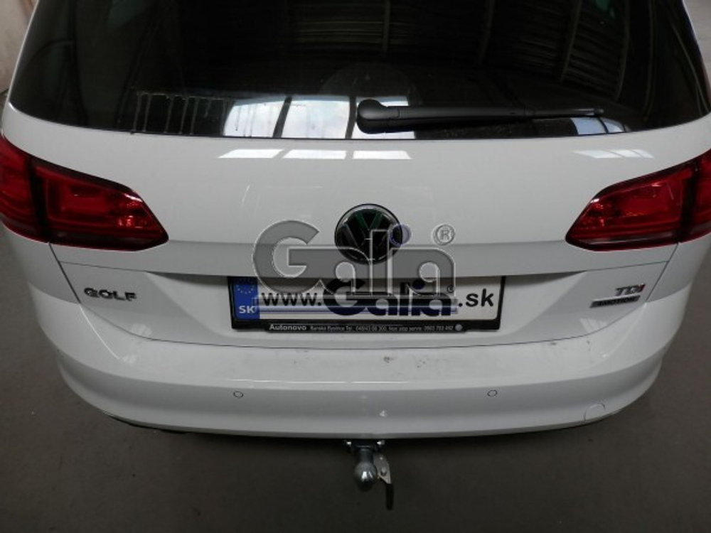 Фаркоп оцинкованный Galia V073C для Volkswagen Golf VII универсал 2WD/4WD 2013-(паспорт и сертификат в комплекте)(без электрики)