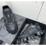 Женские кроссовки Prada Cloudbust Thunder черного цвета на высокой подошве