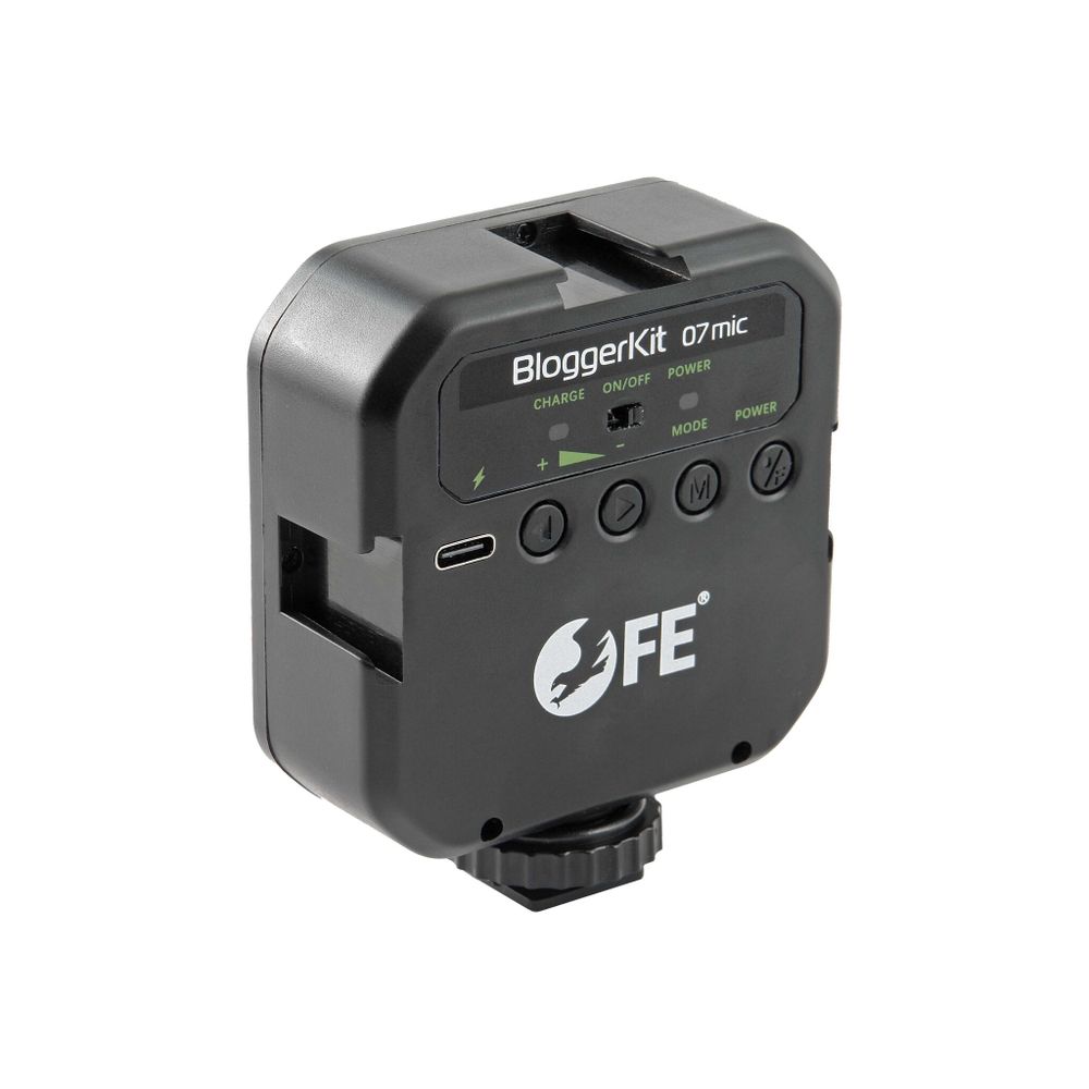 Комплект Falcon Eyes BloggerKit 07 mic